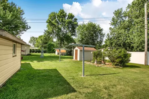 Exterior - 515 6th Ave N, Cold Spring, MN 56320 photo 5 of 9