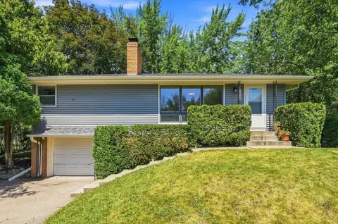 1101 Lynde Dr NE, Fridley, MN 55432