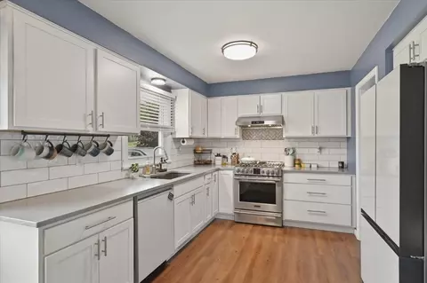 5141 Juniata St, Duluth, MN 55804 photo 2