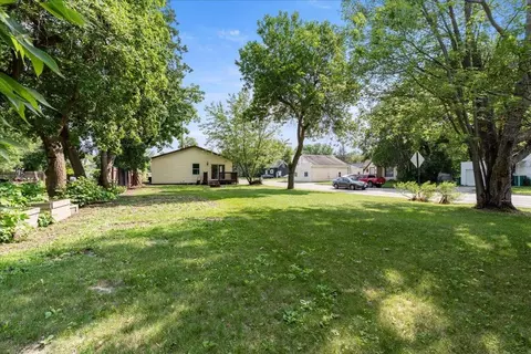 Exterior - 711 SE 13th St, Brainerd, MN 56401 photo 4 of 8