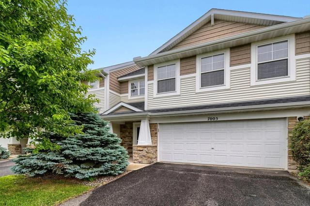 7005 Rose Dr, Rockford, MN 55373
