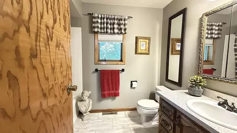 Bath - 3612 170th St, Boyd, MN 56218 photo 5 of 7