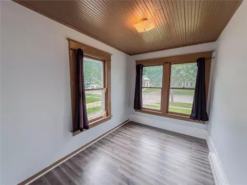409 9th St SW, Willmar, MN 56201 photo 28