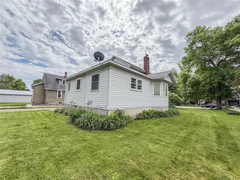 409 9th St SW, Willmar, MN 56201 photo 56