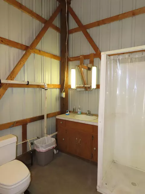 Bath - 39512 92nd Ave, Onamia, MN 56359 photo 8 of 8