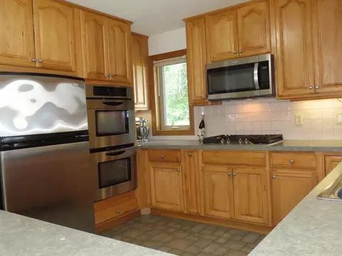 Kitchen - 39512 92nd Ave, Onamia, MN 56359 photo 6 of 9