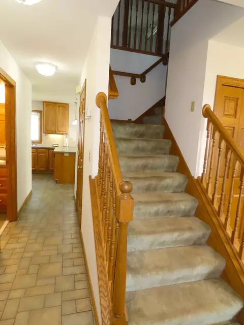 Entry Way - 39512 92nd Ave, Onamia, MN 56359 photo 2 of 4