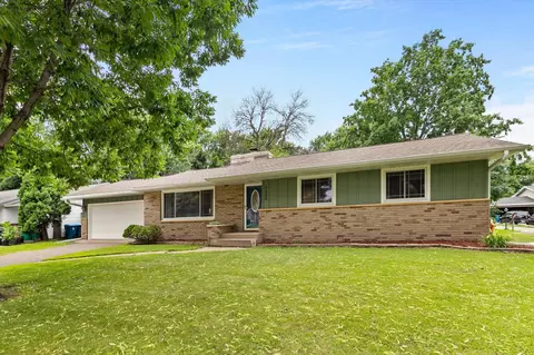 7358 Symphony St NE, Fridley, MN 55432