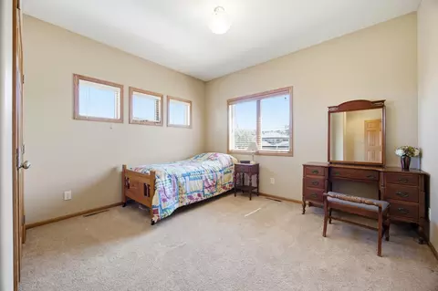 Bedroom - 7019 Maple Ln, Horace, ND 58047 photo 2 of 4