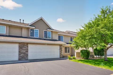 10707 Unity Ln N, Brooklyn Park, MN 55443