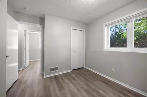 3633 Windtree Dr, Eagan, MN 55123 photo 45