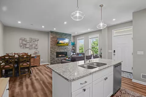 7645 147th Pl NW, Anoka, MN 55303