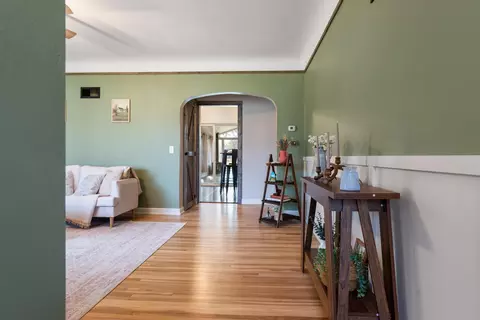 Entry Way - 809 7th St NE, Staples, MN 56479 photo 1 of 1