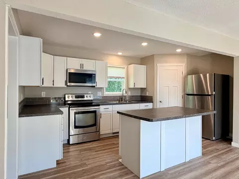 Kitchen - 519 E 9th St, Morris, MN 56267 photo 1 of 5