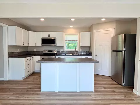 Kitchen - 519 E 9th St, Morris, MN 56267 photo 2 of 5