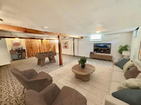 180 Bernard St E, West Saint Paul, MN 55118