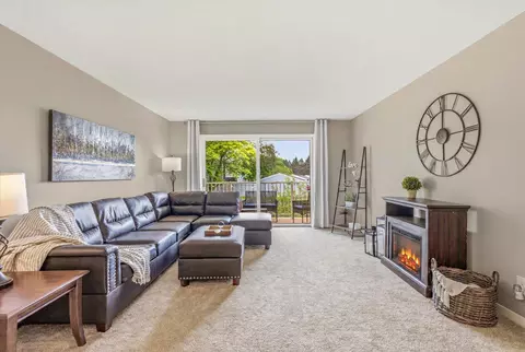 132 Demont Ave #221, Little Canada, MN 55117