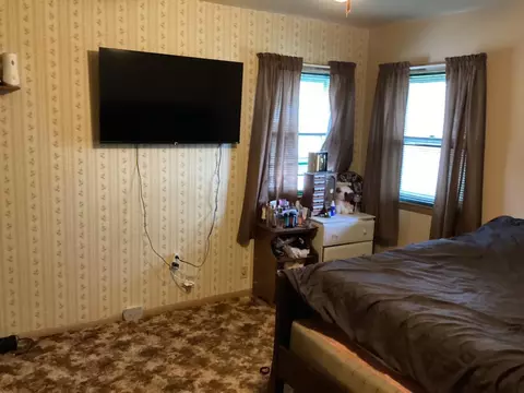 Bedroom - 413 Hawthorne St E, Albert Lea, MN 56007 photo 1 of 2
