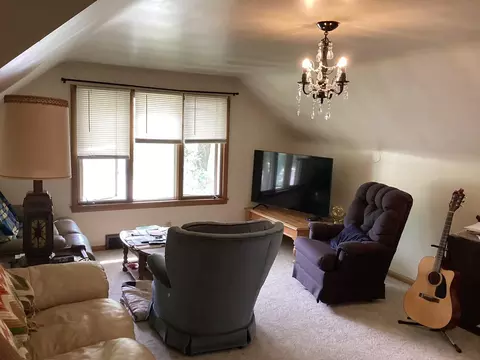 Living - 413 Hawthorne St E, Albert Lea, MN 56007 photo 2 of 3