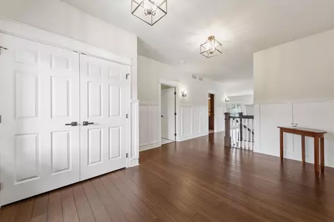 Entry Way - 3396 Kings Point Rd, Excelsior, MN 55331 photo 5 of 5