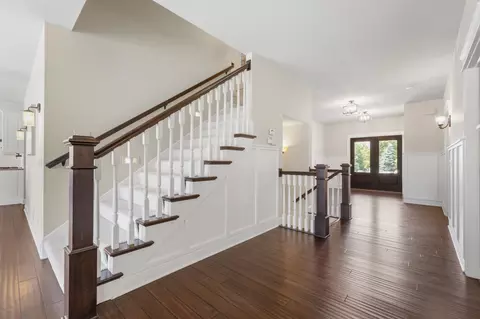 Entry Way - 3396 Kings Point Rd, Excelsior, MN 55331 photo 1 of 5
