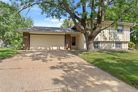 14382 Garrett Ave, Apple Valley, MN 55124