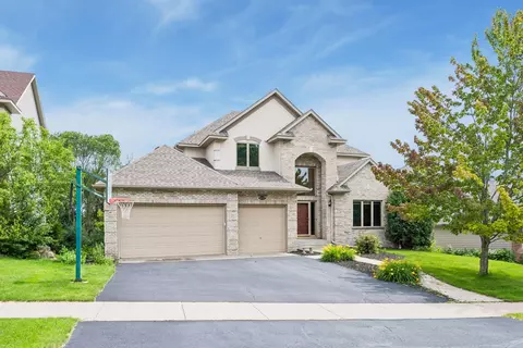 9257 Shetland Rd, Eden Prairie, MN 55347