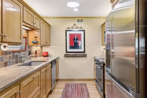 Kitchen - 11236 W River Rd, Champlin, MN 55316 photo 1 of 3