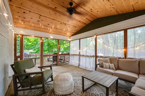Exterior - 3067 Alexander Ln, Mound, MN 55364 photo 3 of 6