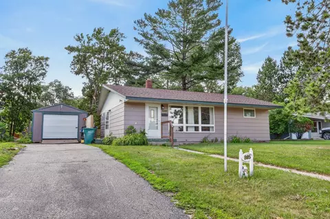 805 Willow Ln, Grand Rapids, MN 55744