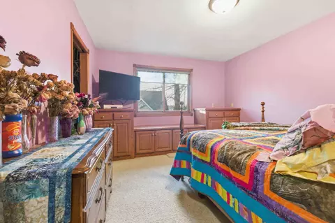 Bedroom - 14438 Cedarleaf Point Rd, Brainerd, MN 56401 photo 2 of 4