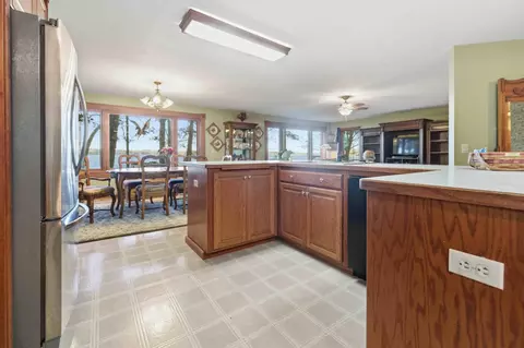 Kitchen - 14438 Cedarleaf Point Rd, Brainerd, MN 56401 photo 3 of 4