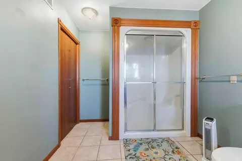 Bath - 14438 Cedarleaf Point Rd, Brainerd, MN 56401 photo 5 of 6