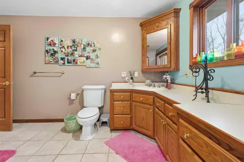 Bath - 14438 Cedarleaf Point Rd, Brainerd, MN 56401 photo 3 of 6