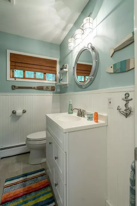 Bath - 20441 493rd Ln, Mcgregor, MN 55760 photo 1 of 2