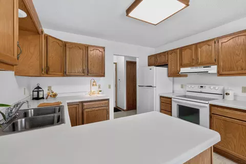 2306 Hillcrest Dr, Brainerd, MN 56401 photo 6