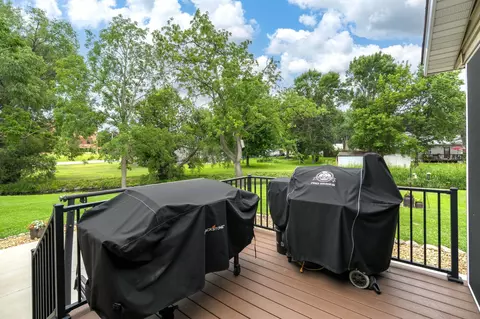 Exterior - 404 Paquin St E, Waterville, MN 56096 photo 9 of 16