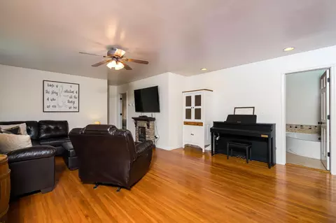Living - 404 Paquin St E, Waterville, MN 56096 photo 2 of 3