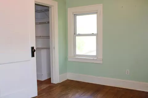 Bedroom - 1920 7th Ave E, Hibbing, MN 55746 photo 2 of 2