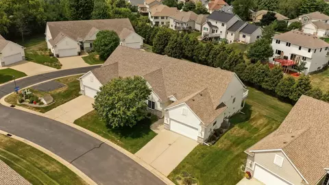 2322 Coral Ct NE, Rochester, MN 55906