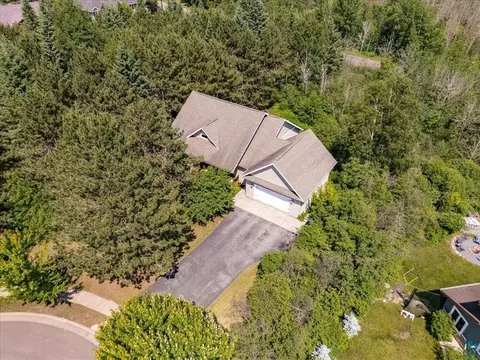 View/Area - 3984 Willow Pl, Duluth, MN 55811 photo 1 of 4