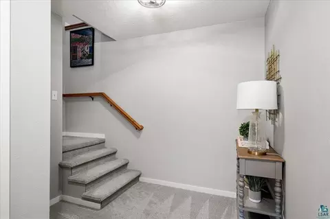 Entry Way - 3984 Willow Pl, Duluth, MN 55811 photo 2 of 2