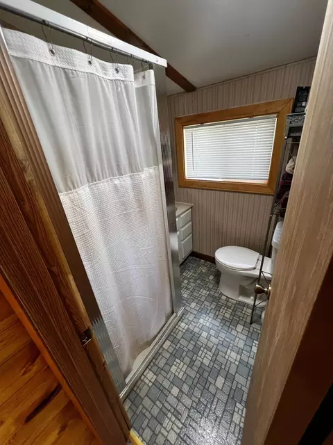 Bath - 1208 E Lake St, Osakis, MN 56360 photo 1 of 3