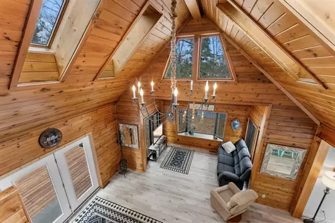 Entry Way - 7364 Willow St E, Webster, WI 54893 photo 4 of 10