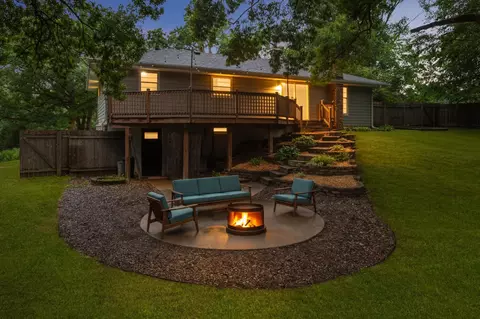 3929 Williston Rd, Minnetonka, MN 55345