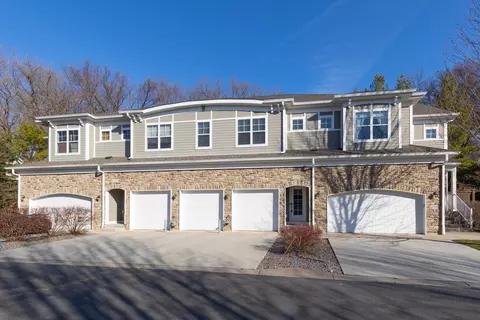 17830 Valley Cove Ct, Wayzata, MN 55391