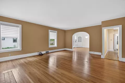 Living - 723 N 6th St, Brainerd, MN 56401 photo 2 of 4