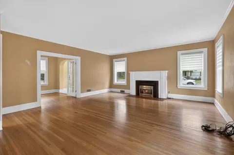 Living - 723 N 6th St, Brainerd, MN 56401 photo 1 of 4