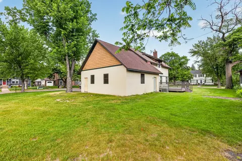 Exterior - 723 N 6th St, Brainerd, MN 56401 photo 6 of 9