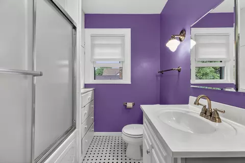 Bath - 723 N 6th St, Brainerd, MN 56401 photo 1 of 1